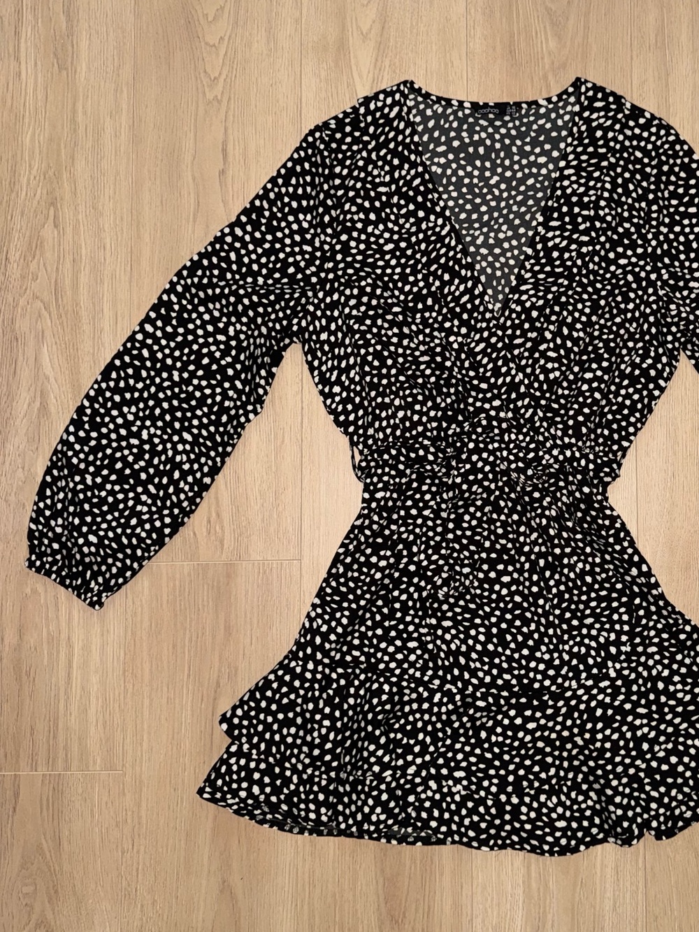 Black and White Polka‎ Dot Ruffle Mini Dress